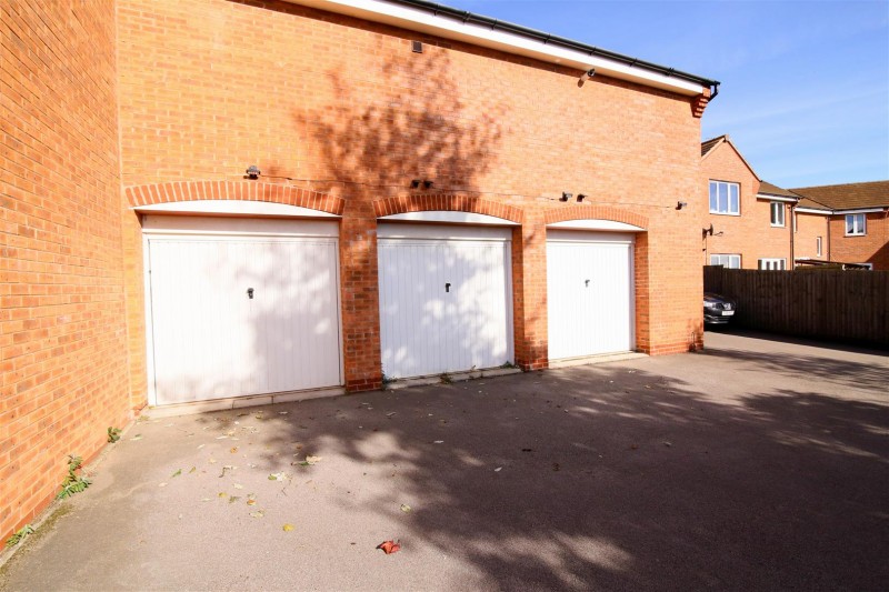 Images for Stowe Drive, Bilton, Rugby EAID:CROWGALAPI BID:1