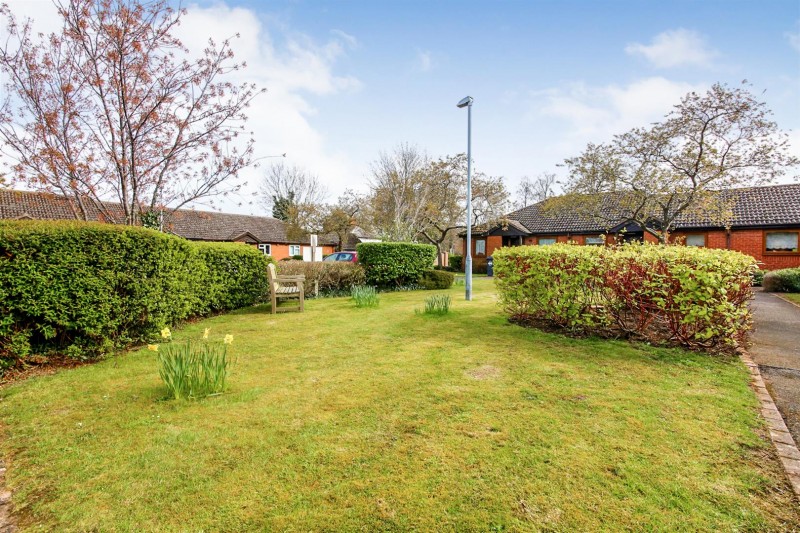 Images for Ferrieres Close, Dunchurch, Rugby EAID:CROWGALAPI BID:1