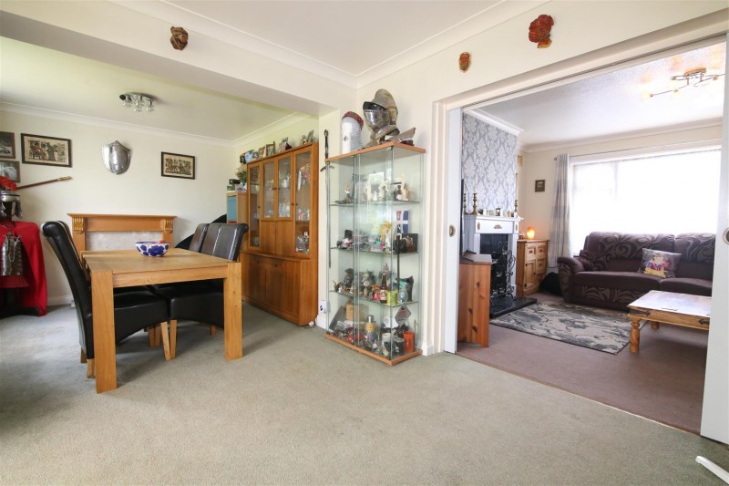 Images for Whittle Close, Bilton, Rugby EAID:CROWGALAPI BID:1