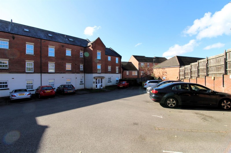 Images for Stowe Drive, Rugby EAID:CROWGALAPI BID:1